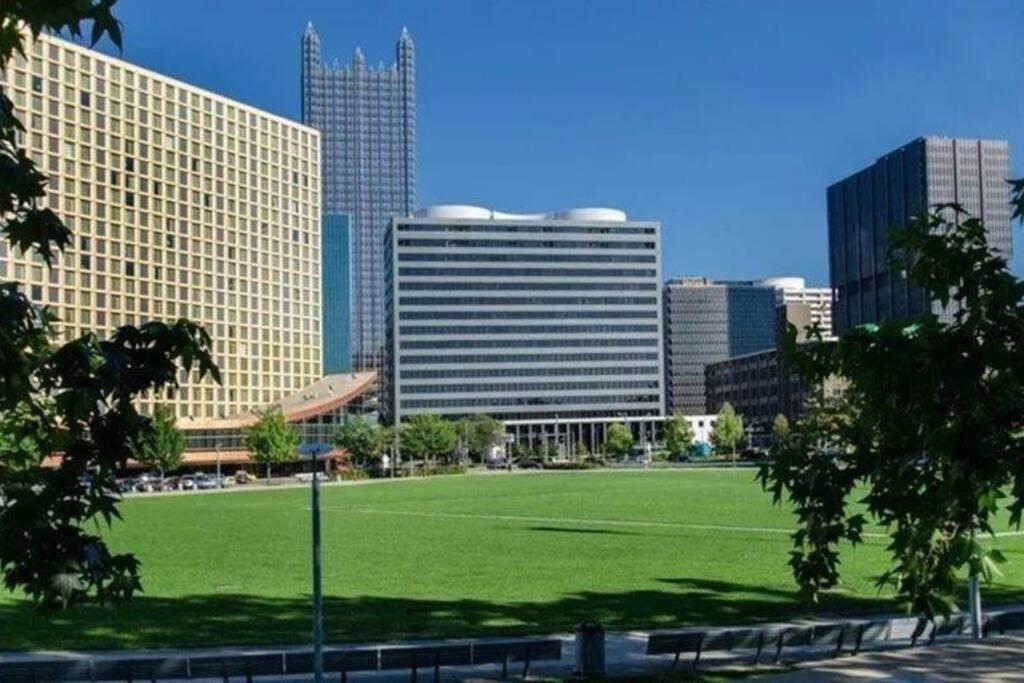 Luxe City Views Prime Location 24-7 Parking Gym Lounge Pittsburgh Exteriör bild
